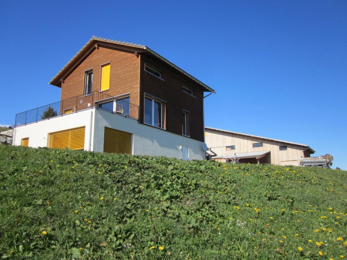Clasgieri - 3-Zimmer-Ferienwohnung Fuer 4 - 6 Personen, 65M2 Falera Esterno foto